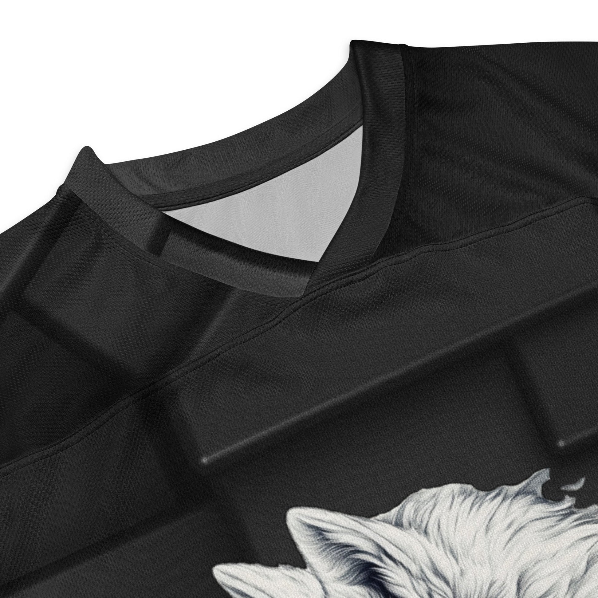 Alpha Wolf - Recycled hockey fan jersey - BBairt